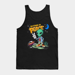 Funny We Come In Peace Cute Alien And Flying Saucer Design Tank Top